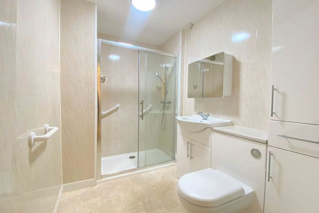 Flat 18, Hucclecote Mews, Gloucester photo 4