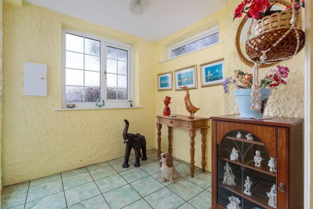 11 Cronk-y-Thatcher, Isle Of Man photo 4