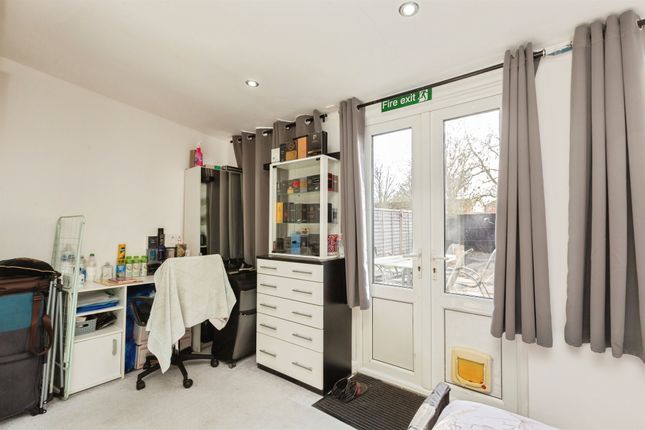 46, Cherwell Road, Aylesbury photo 4