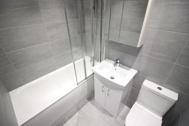 6, Manning Court, Oxhey photo 5
