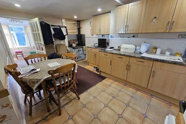 End terrace house for sale in Mill Hill, Tavistock