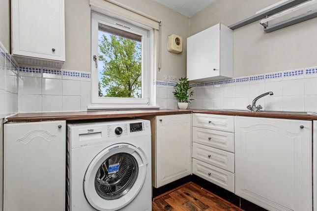 47, Gallacher Avenue, Paisley photo 4