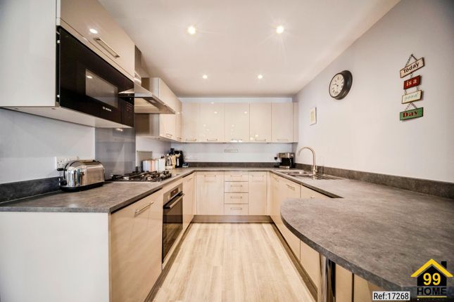 7, Corris Court, Milton Keynes photo 4
