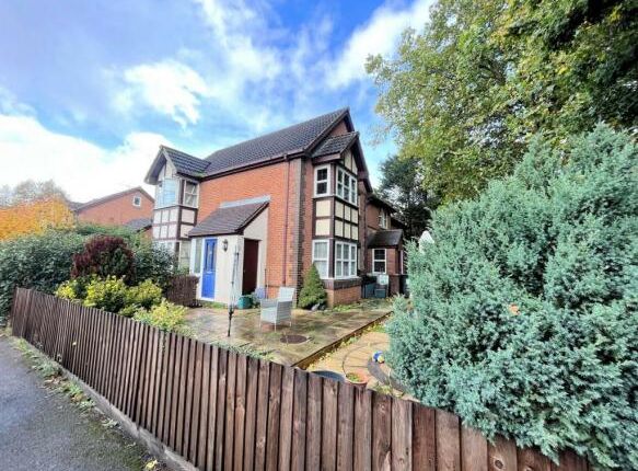 Thumbnail Terraced house for sale in Collingwood Drive, London Colney