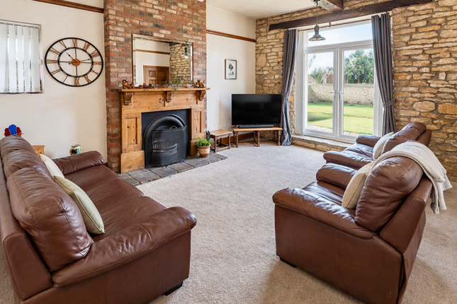 Manor Lane, Lincoln photo 3