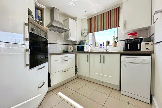 42, Kings Place, Hampshire photo 2