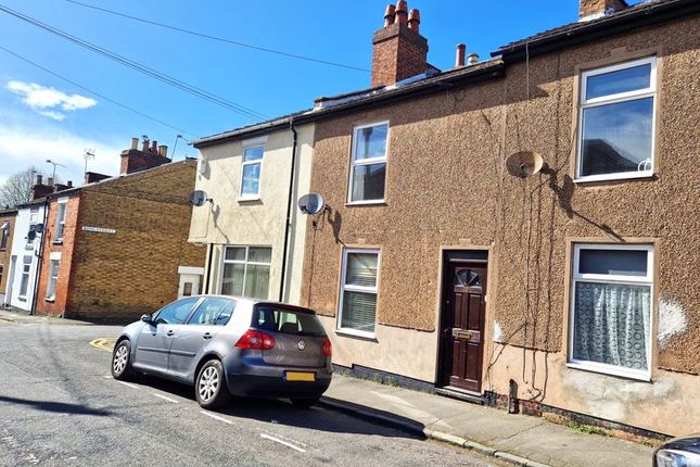 Thumbnail Terraced house to rent in Hill Street, Rugby