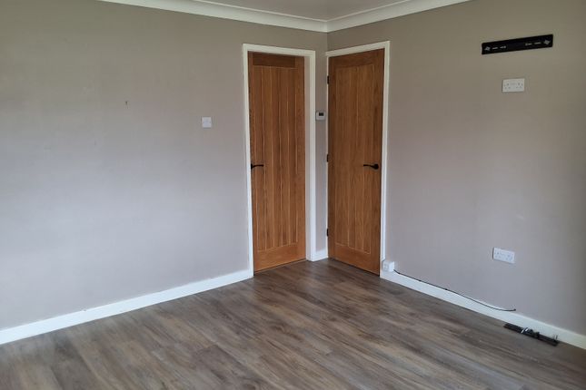 44, The Lings, Doncaster photo 2