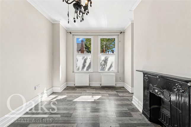 27, Tylecroft Road, London photo 2