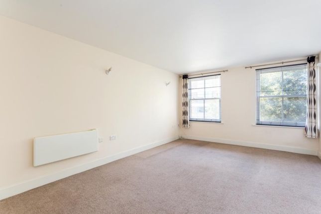 New Dover Road Canterbury Kent Ct1 1 Bedroom Flat For