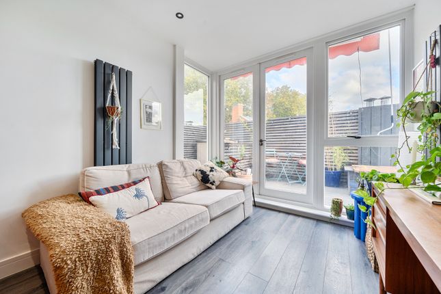210a Deptford High Street, Greater London photo 4