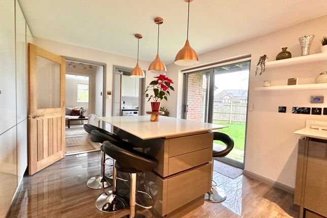 94, Cowdray Park Road, Bexhill-on-Sea photo 4