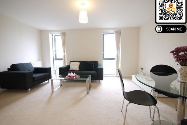 Flat to rent in Needleman Close, London