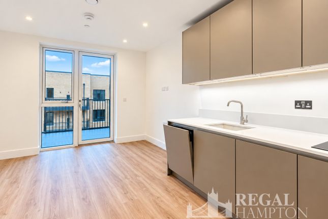 36 ROSE SQUARE, London photo 3