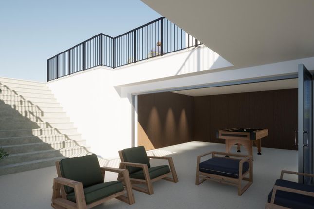 Plot 4 Alto 033 - Sunken Terrace.Png