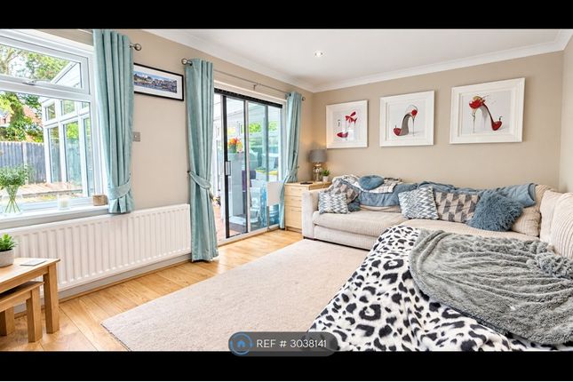 Kingsfield, Ringwood photo 4