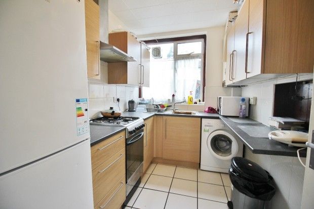 119 Deans Lane, Edgware photo 3