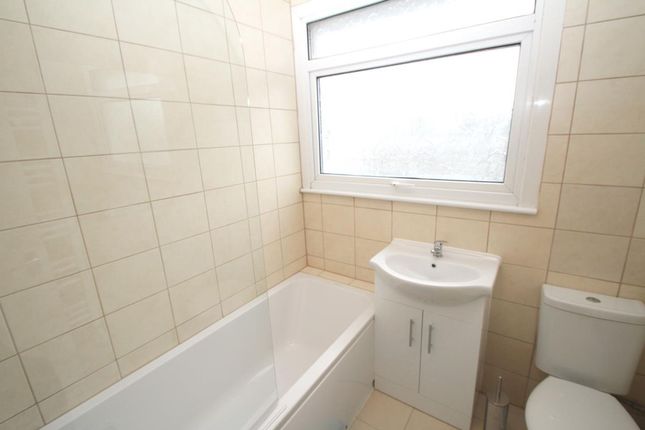 Room 5, 11 The Glen, Hemel Hempstead photo 5