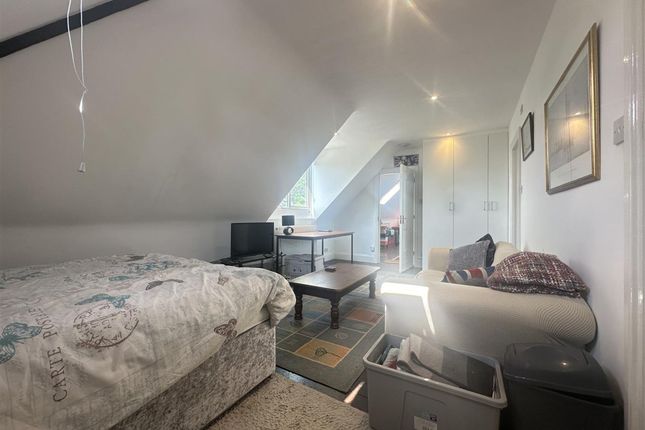 Flat 3, 6 Over Lane, Bristol photo 5