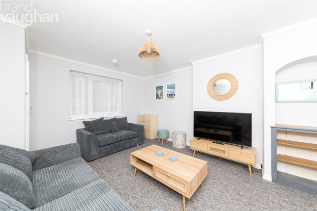 Semi-detached house to rent in The Avenue, Brighton, East Sussex