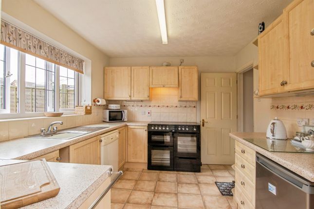 7, Lundy Row, Worcester photo 4