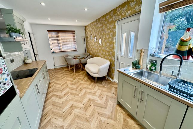 8, Montagu Road, Doncaster photo 3