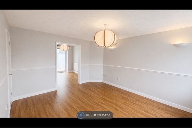 Lanercost Crescent, Monkston, Milton Keynes photo 3