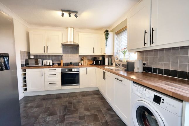 46 Bellairs, Ely photo 4