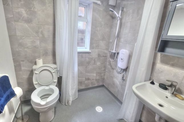The Rookery,Flat 5, Rookery Lane, Stoke-on-trent photo 4