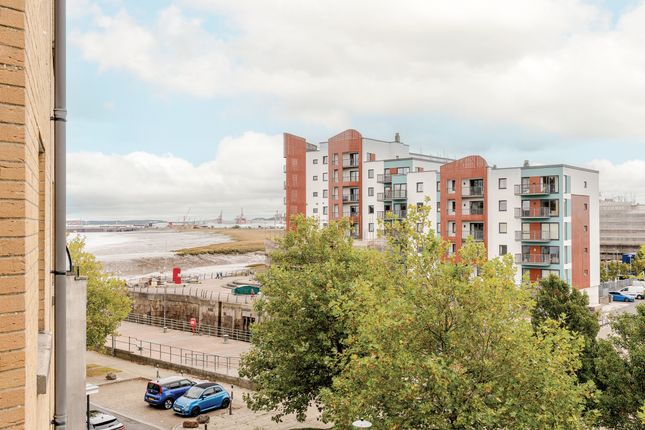 62 Lockside, Portishead photo 3