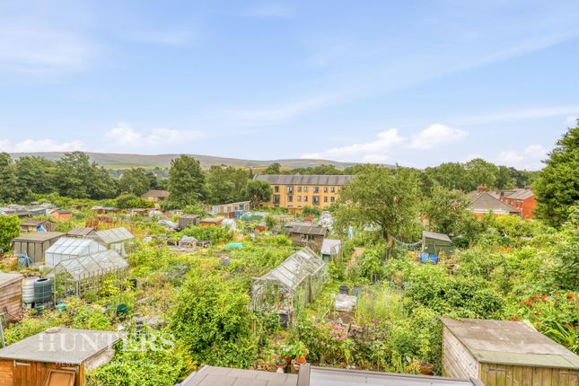 12, Calderbrook Road, Littleborough photo 4