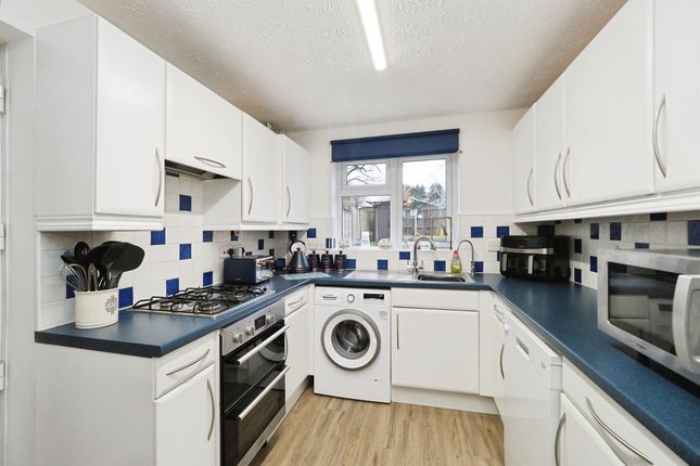 34, Acacia Drive, Derby photo 2