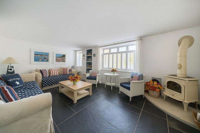 Hawks Cay,, Penrhyn Place, Shaldon photo 4