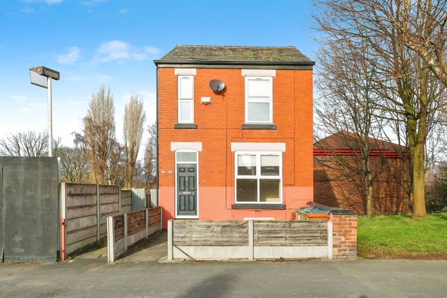 Thumbnail Flat for sale in Stockport Road, Stockport, Cheshire