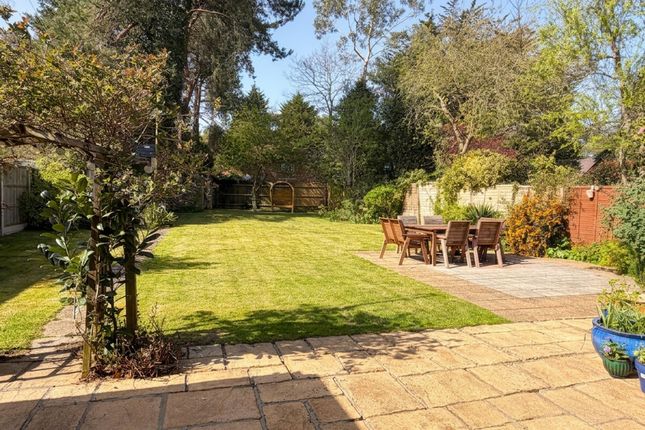 7 Roman Way, Southampton photo 2