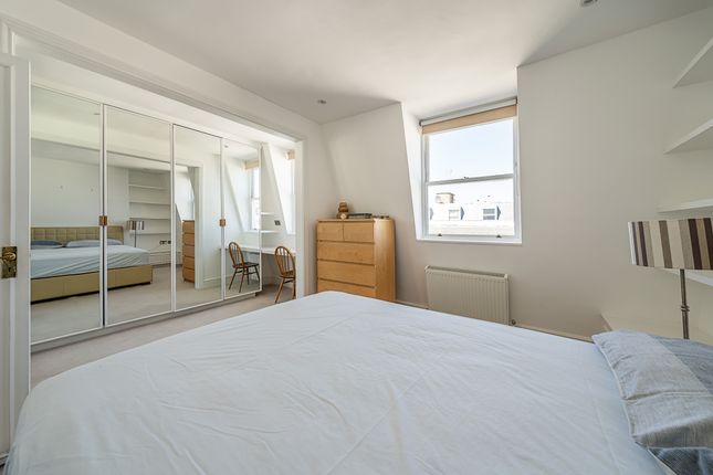 Maisonette for sale in Gloucester Street, London