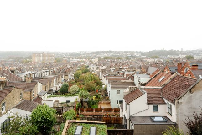 Top Floor Flat 92 Stackpool Road, BRISTOL photo 4