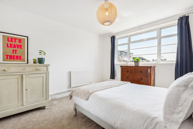 Flat for sale in Hartington Road, London