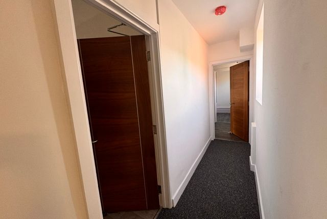 157a, Ainsworth Road, Radcliffe photo 4