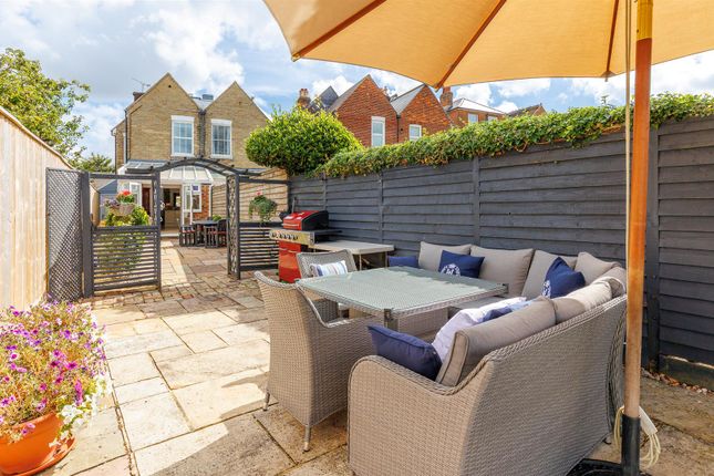 39, Mill Hill Road, Cowes photo 4