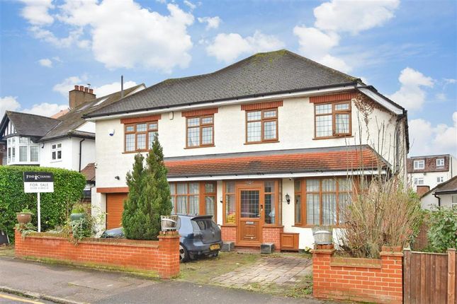 Thumbnail Detached house for sale in Brooklyn Avenue, Loughton, Essex