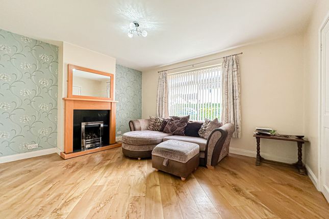 1 Rowan Tree Close, Wirral photo 2