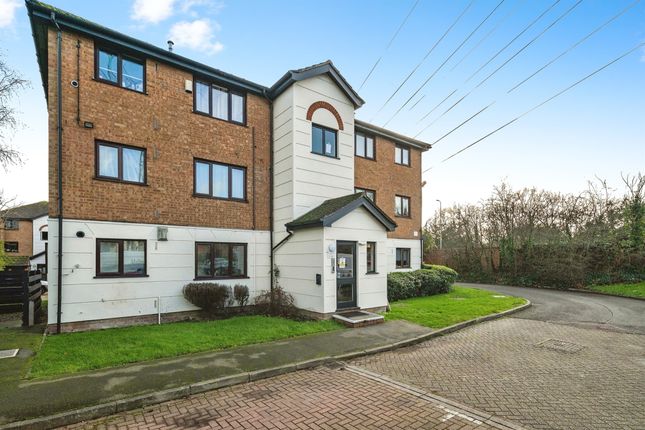 Thumbnail Flat for sale in Parrots Field, Hoddesdon