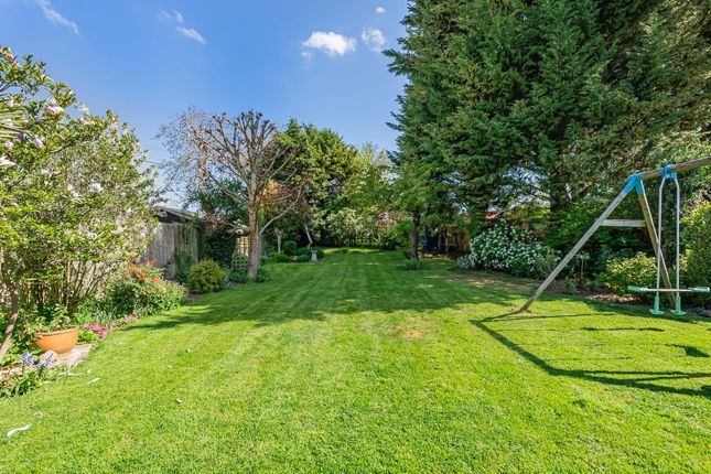 1, Downe Hall Cottage, Roydon photo 4