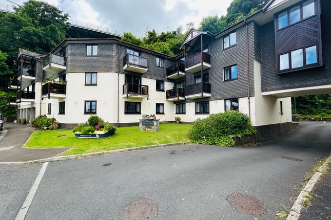 Flat 8, Daws Court, Saltash photo 4
