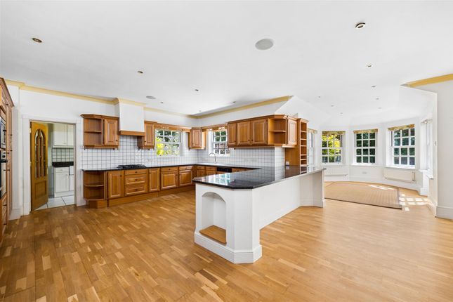 Folly House, 10, Hambledon Park, Hambledon photo 4