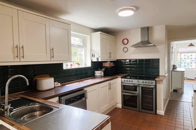 25, Exeter Gate, South Molton photo 4