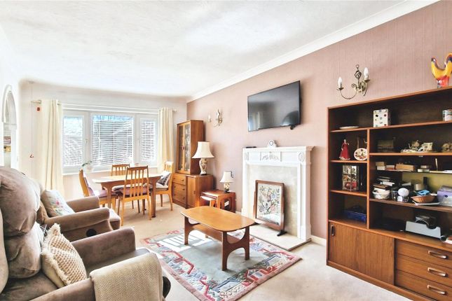 28 Haddenhurst Court,, Terrace Road South, Bracknell photo 3
