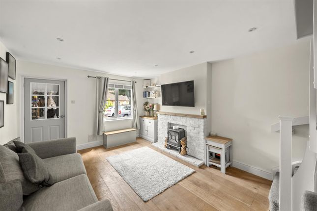 31, Athol Way, Hillingdon photo 3