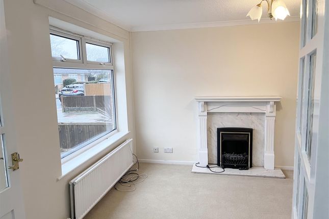 Semi-detached house to rent in Totnes Drive, Southport